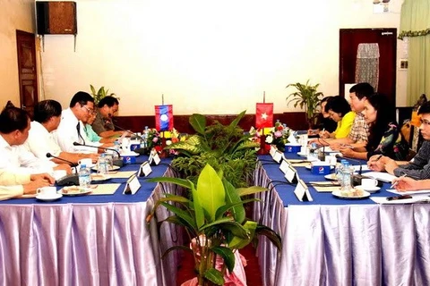 Coopération dans les affaires religieuses Vietnam-Laos. Photo : VNA