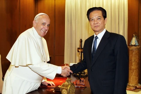 Rencontre entre le Premier ministre vietnamien Nguyen Tan Dung et le Pape François. (Source : VNA)