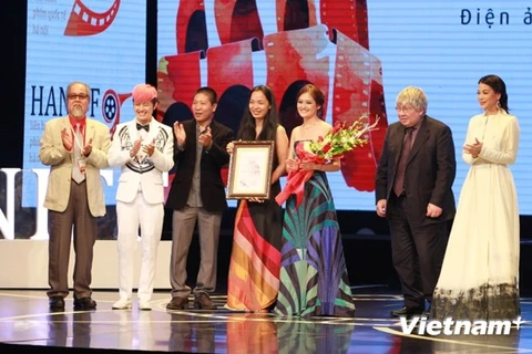 Le film vietnamien “Flapping in the middle of nowhere” a obtenu le Prix spécial du jury pour le long-métrage. Photo : VNA