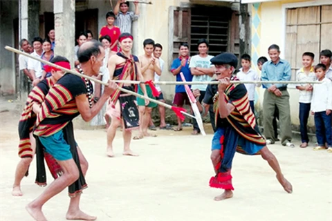 Lors du Têt traditionnel des Cor, des compétitions sportives sont souvent organisées. Photo/VNA 