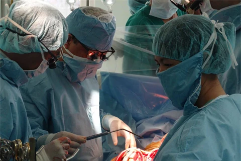 L'Hôpital central de Huê (Centre) a effectué environ 10.000 cas de chirurgie cardiaque. Photo : Quôc Viêt/VNA