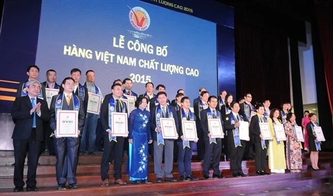 Cérémonie de remise du titre de «Produits vietnamiens de haute qualité 2015». Photo : VNA