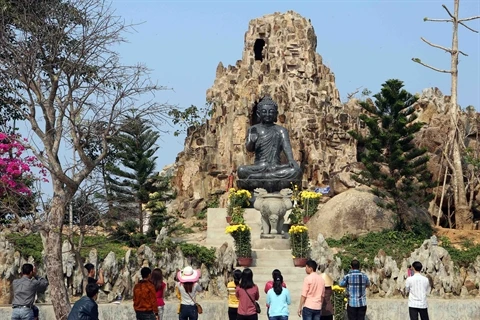 Après le Têt, les pèlerinages à Dà Nang (Centre) augmente de 10,2%. (Source : VNA)