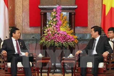 Le président du Vietnam Truong Tan Sang reçoit le président de la Chambre basse indonésienne, Setya Novanto. Photo: VNA