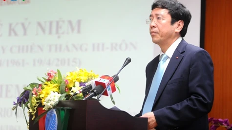 Le directeur général de la VOV, Nguyên Dang Tiên prend la parole lors de la cérémonie. Photo: VOV. 