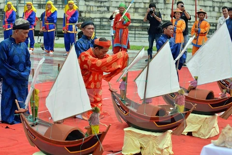 La cérémonie en mémoire de la Flottille de Hoang Sa. Photo: VNA