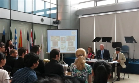 Conférence de presse de présentation des Journées européennes au Vietnam, le 5 mai à Hanoi. Source: VNA