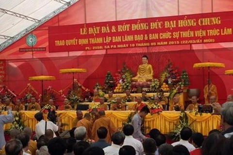 Cérémonie de mise en chantier du monastère Truc Lam Dai Giac à Sa Pa. 