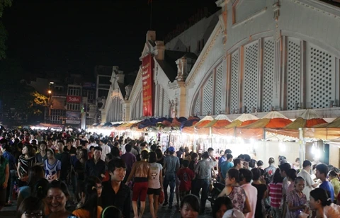 Le marché Dông Xuân. Photo : VNA