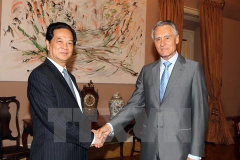 Le PM Nguyen Tan Dung et le Président portugais, Anibal Cavaco Silva. (Source: VNA)