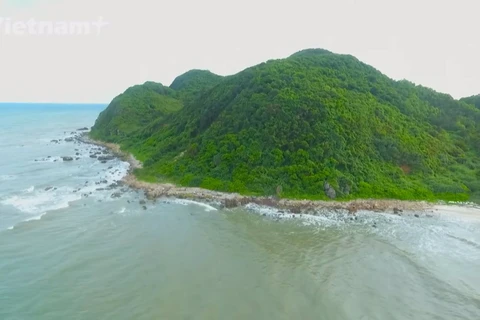Куанлан – изумрудная жемчужина на заливе Байтылонг