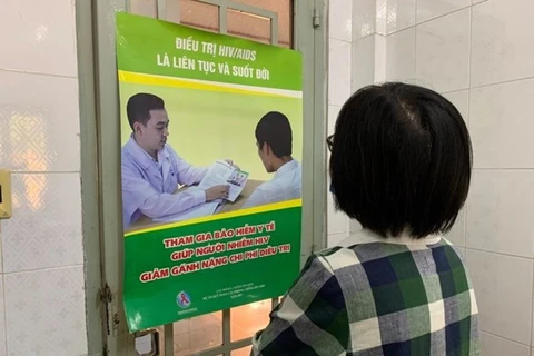Медицинское страхование помогает людям с ВИЧ не беспокоиться о стоимости лечения. (Фото: T.G / Vietnam +)