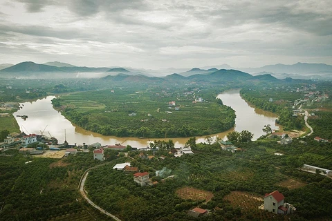 Бассейн реки Лукнам является очень важным диверсифицированным сельскохозяйственным экономическим регионом и потенциальным туристическим районом в провинции Бакжанг. (Фото: ВИА)