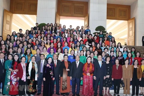 Доля женщин-депутатов Национального собрания во Вьетнаме составляет 27,31%, что выше, чем в целом по миру. (Фото: Тхонг Нят / ВИА)