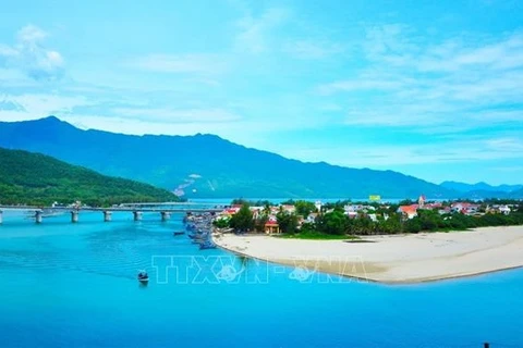 Залив Лангко - привлекательное место для летнего туризма. (Фото: ВИА)