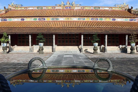 Храм Нгынг Хи у мавзолея короля Донг Кханя. (Фото: ВИА)