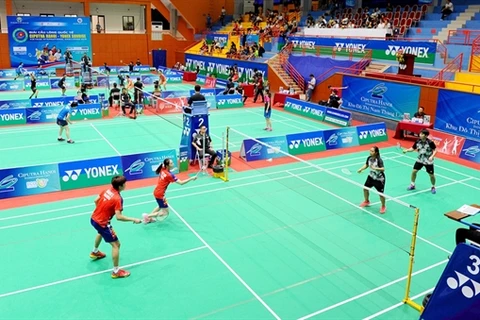 Спортсмены соревнуются на Международном соревновании во Вьетнаме в 2019 году. Турнир этого года был отложен во второй раз (Фото: webthethao.vn)