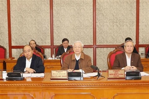 Генеральный секретарь ЦК КПВ и президент Нгуен Фу Чонг выступает на совещании по профилактие и борьбе с COVID-19 (Фото: Чи Зунг-ВИА) 