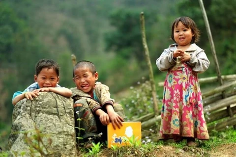 Дети из числа этнических меньшинств в районе Батксат, северная горная провинция Лаокай (Фото: ВИА) 