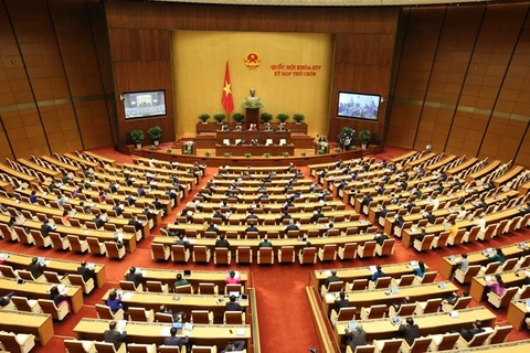 В первой половине дня 20 мая, Национальное собрание (НС) 14-ого созыва Социалистической Республики Вьетнам торжественно открыло 9-ю сессию в здании НС, в столице Ханоя. (Фото: ВИА)