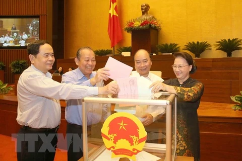 НС 14-го созыва Вьетнама приняло важные кадровые решения. (Фото: Зоан Тан/ВИА)