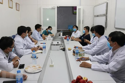 Группа врачей, лечащих пациента № 91 в больнице Чорай. (Фото: ВИА)