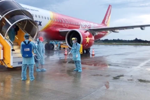 Vietjet осуществил международный рейс, благополучно доставив 240 вьетнамских граждан из Филиппин. (Фото: ВИА)