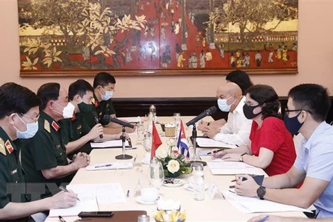 Рабочая встреча заместителя министра обороны генерал-полковника Чан Дона и кубинских экспертов (Источник: ВИА)