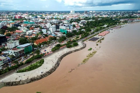 Секретариат Комиссии по реке Меконг (MRC) и Facebook 31 августа запустили совместную инициативу по предоставлению информации о раннем оповещении о наводнениях и мониторинге засухи прибрежным общинам, и местным властям в регионе Нижнего Меконга. (Фото: mrc
