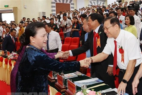 Председатель НС Нгуен Тхи Ким Нган на 5-м съезде патриотических соревнований в провинции Тайнгуен (Фото: ВИА). 