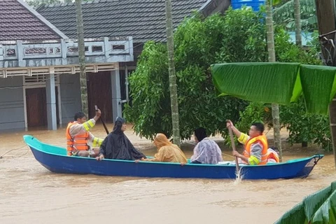 Исторические наводнения нанесли серьезный ущерб центральным провинциям Вьетнама за последнюю неделю. (Фото: ВИА)