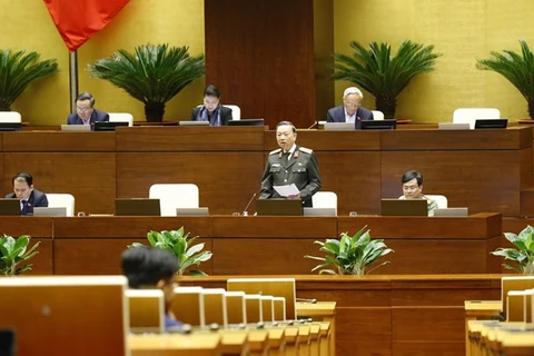 Министр общественной безопасности То Лам выступает во второй день 10-го заседания НС 21 октября (Фото: ВИА)