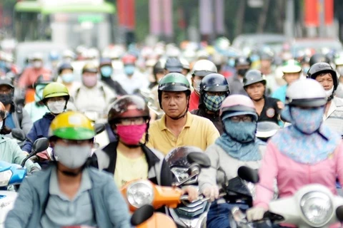 Многие жители Хошимина не носят маски в общественных местах (Фото: ВИА)