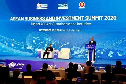 Деловой и инвестиционный саммит АСЕАН-2020 в Ханое 13 ноября (Фото: ВИА)