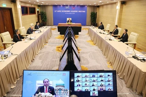 Премьер-министр Нгуен Суан Фук по видеоконференции принял участие в 27-ом саммите форума “Азиатско-тихоокеанское экономическое сотрудничество” (Фото: ВИА)