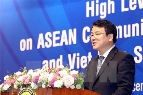 Заместитель министра планирования и инвестиций Чан Куок Фыонг выступает на мероприятии (Фото: ВИА)