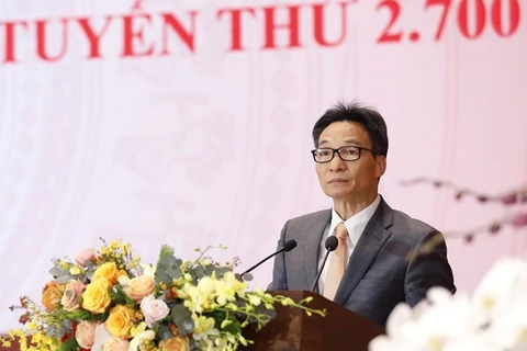 Заместитель премьер-министра Ву Дык Дам выступает на конференции в Ханое 30 декабря (Фото: ВИА)