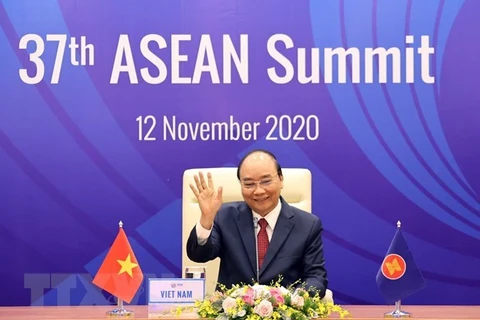 Премьер-министр Нгуен Суан Фук председательствует на 37-м саммите АСЕАН (Источник: ВИА) 