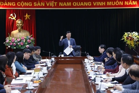 Во Ван Тхыонг, заведующий Отделом ЦК КПВ по пропаганде и политическому воспитанию выступает на заседании оргкомитета пресс-центра 12 января (Фото: ВИА)