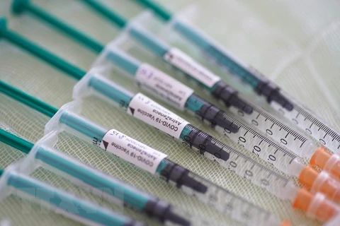 28 января фонд COVAX сообщил, что более 4,8 миллиона доз вакцины от COVID-19, произведенной AstraZenecca, будут доставлены во Вьетнам в первые два квартала этого года. (Фото: ВИА)