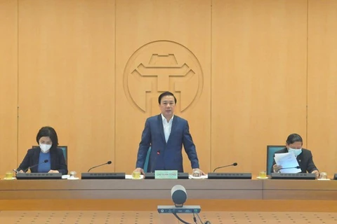 Выступает заместитель председателя Народного комитета Ханоя Чу Суан Зунг (Фото: ВИА)