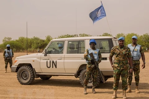 Силы Миссии ООН по поддержанию мира в Южном Судане (МООНЮС) патрулируют в Леере, Южный Судан. (Фото: AFP / ВИА)