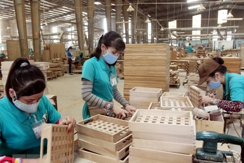 Производство изделий из дерева на экспорт. (Фото: ВИА)
