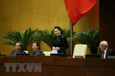 Председатель НС 14-го созыва Нгуен Тхи Ким Нган выступает на заседании 30 марта. (Фото: Зыонг Жанг/ ВИА)
