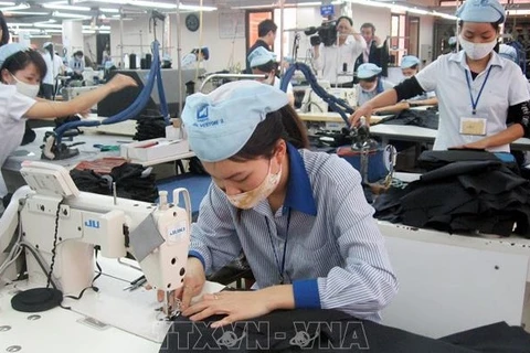 Производство швейных изделий на экспорт. (Фото: ВИА)