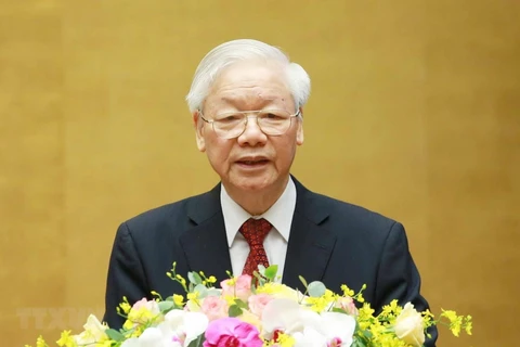 Генеральный секретарь ЦК КПВ Нгуен Фу Чонг выступает на конференции. (Фото: ВИА)
