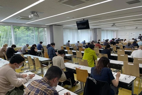 Экзаменационный класс для сдачи тестов на знание вьетнамского языка в Токио 20 июня (Фото: ВИА)
