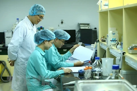 Вьетнам активно проводит исследования в сфере вакцин против COVID-19. (Фото: ВИА)