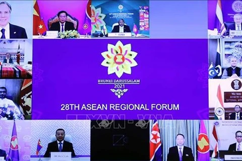 На 28-м Региональном форуме АСЕАН (Фото: ВИА)