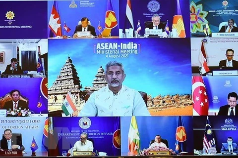 4 августа АСЕАН и Индия проводили встречу на уровне министров. (Фото: ВИА)